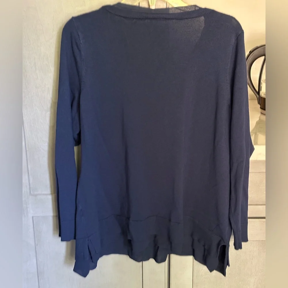 Sweater - Picture 2 of 5